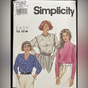 Vintage Simplicity Pattern 7582 *EASY SEW* Blouse 
Sizes 10-16 
*UC*NOS* 
c.1991